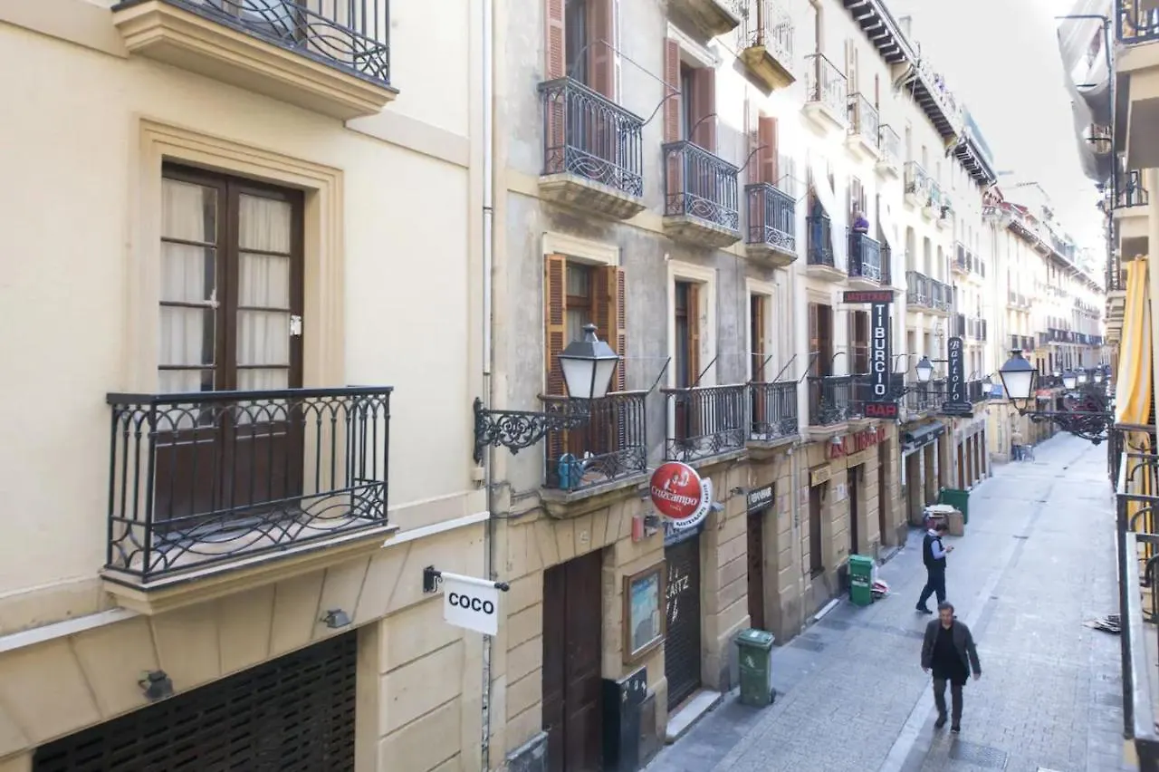 Comodo Apartamento En La Parte Vieja, Old Town Сан-Себастьян Апартаменты